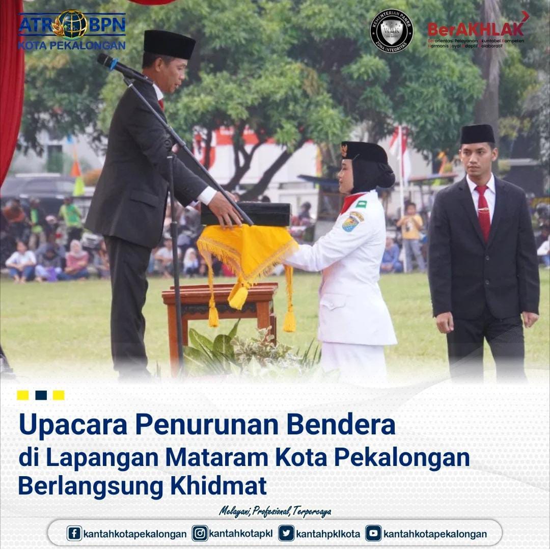 Upacara Penurunan Bendera di Lapangan Mataram Kota Pekalongan Berlangsung Khidmat